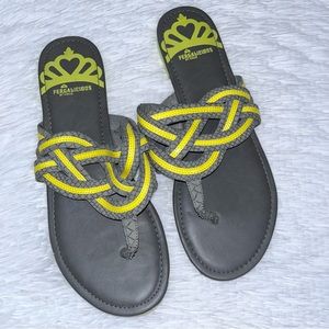 FERGALICIOUS by Fergie Forgone Gray Yellow Thong Slip On Sandals 10M